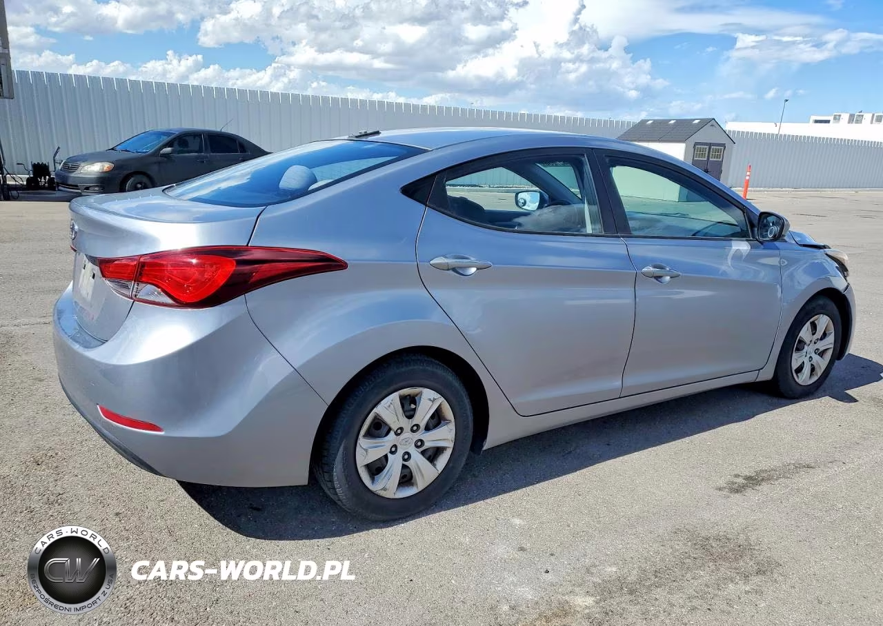 2016 Hyundai Elantra Se VIN:5NPDH4AE4GH711404 - 3