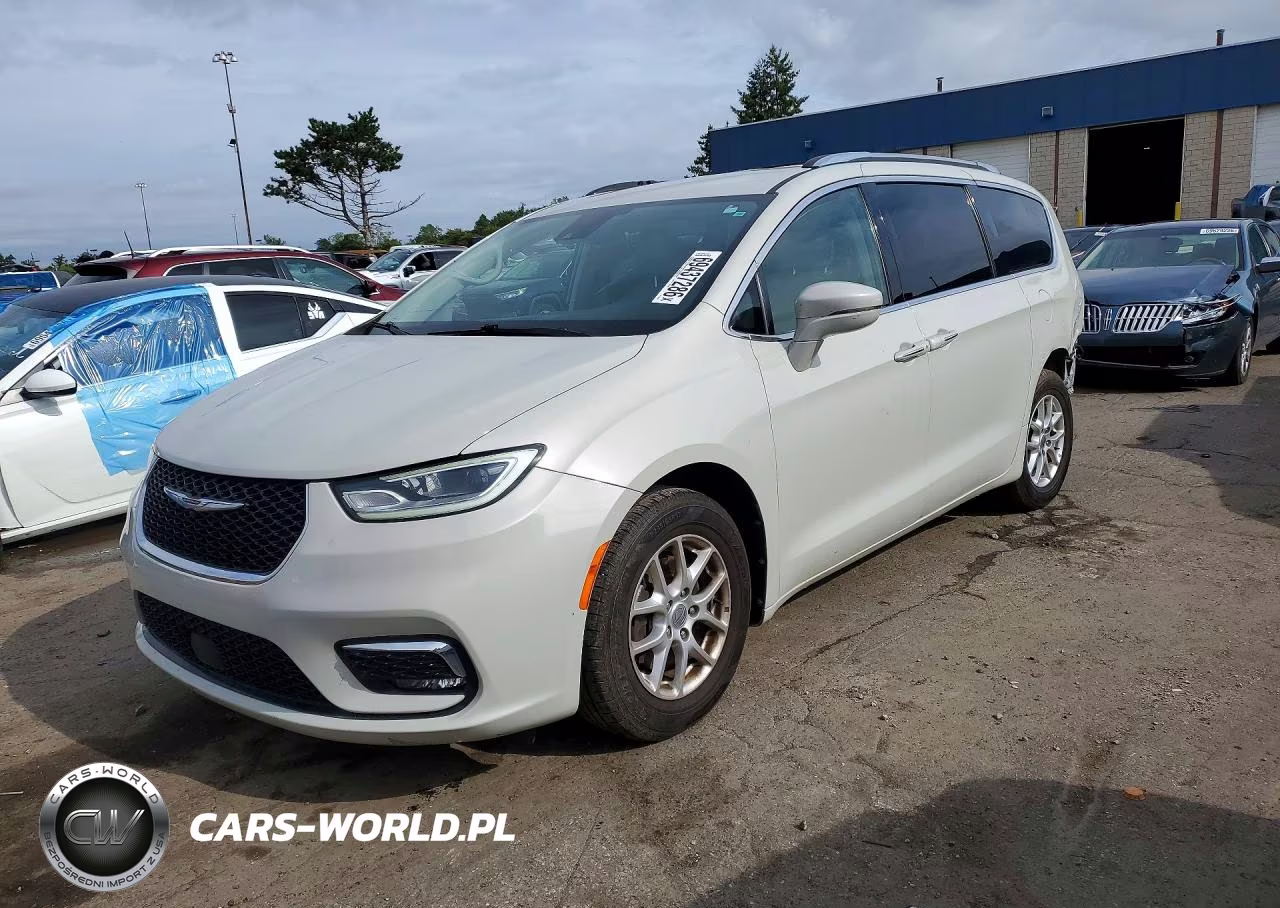 2021 Chrysler Pacifica Touring L VIN:2C4RC1BG6MR590876 - 1