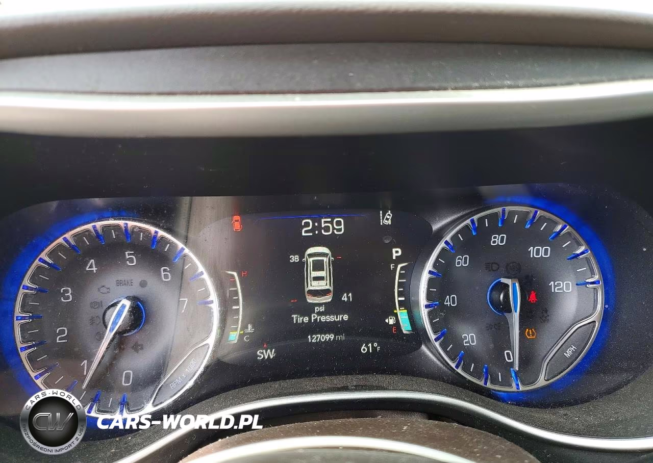 2021 Chrysler Pacifica Touring L VIN:2C4RC1BG6MR590876 - 9