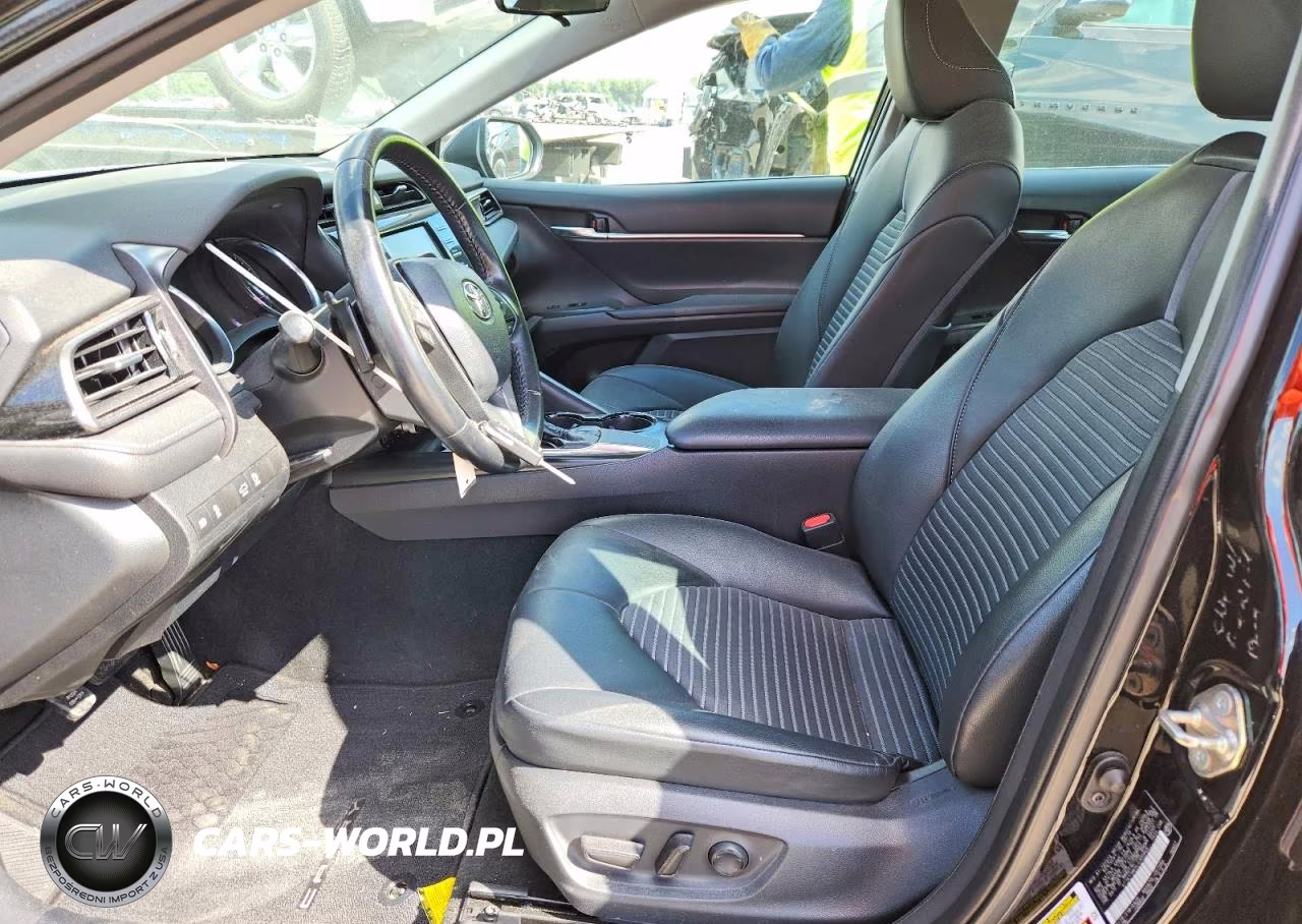 2020 Toyota Camry Se VIN:4T1G11AK5LU300949 - 7