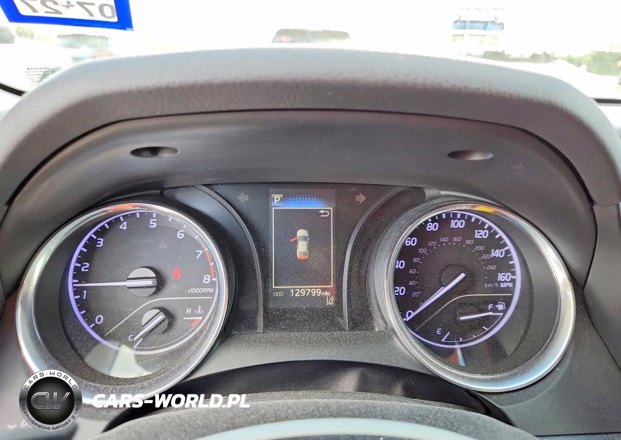 2020 Toyota Camry Se VIN:4T1G11AK5LU300949 - 9