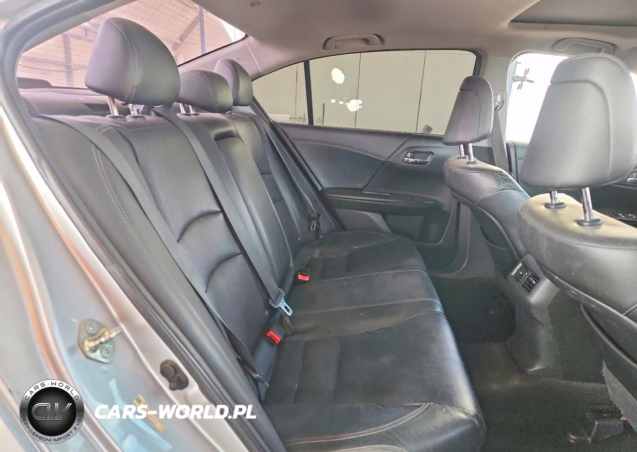 2013 Honda Accord Touring VIN:1HGCR3F92DA023579 - 10