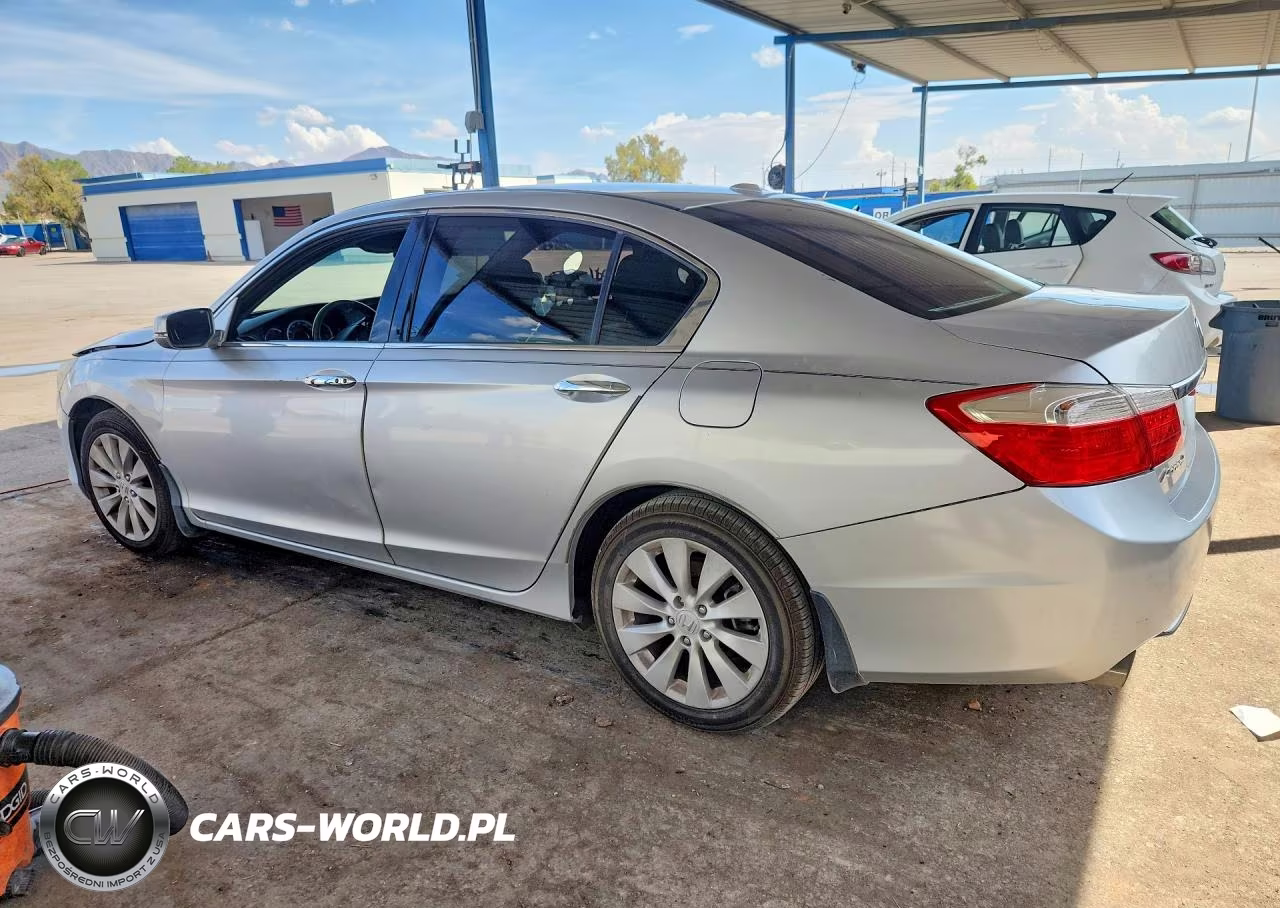 2013 Honda Accord Touring VIN:1HGCR3F92DA023579 - 2
