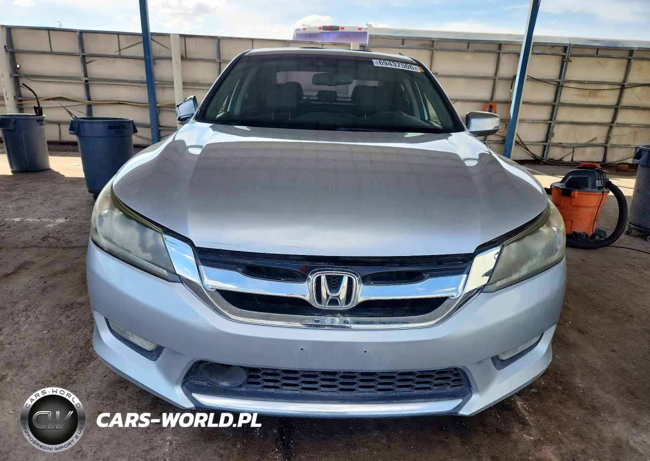 2013 Honda Accord Touring VIN:1HGCR3F92DA023579 - 5