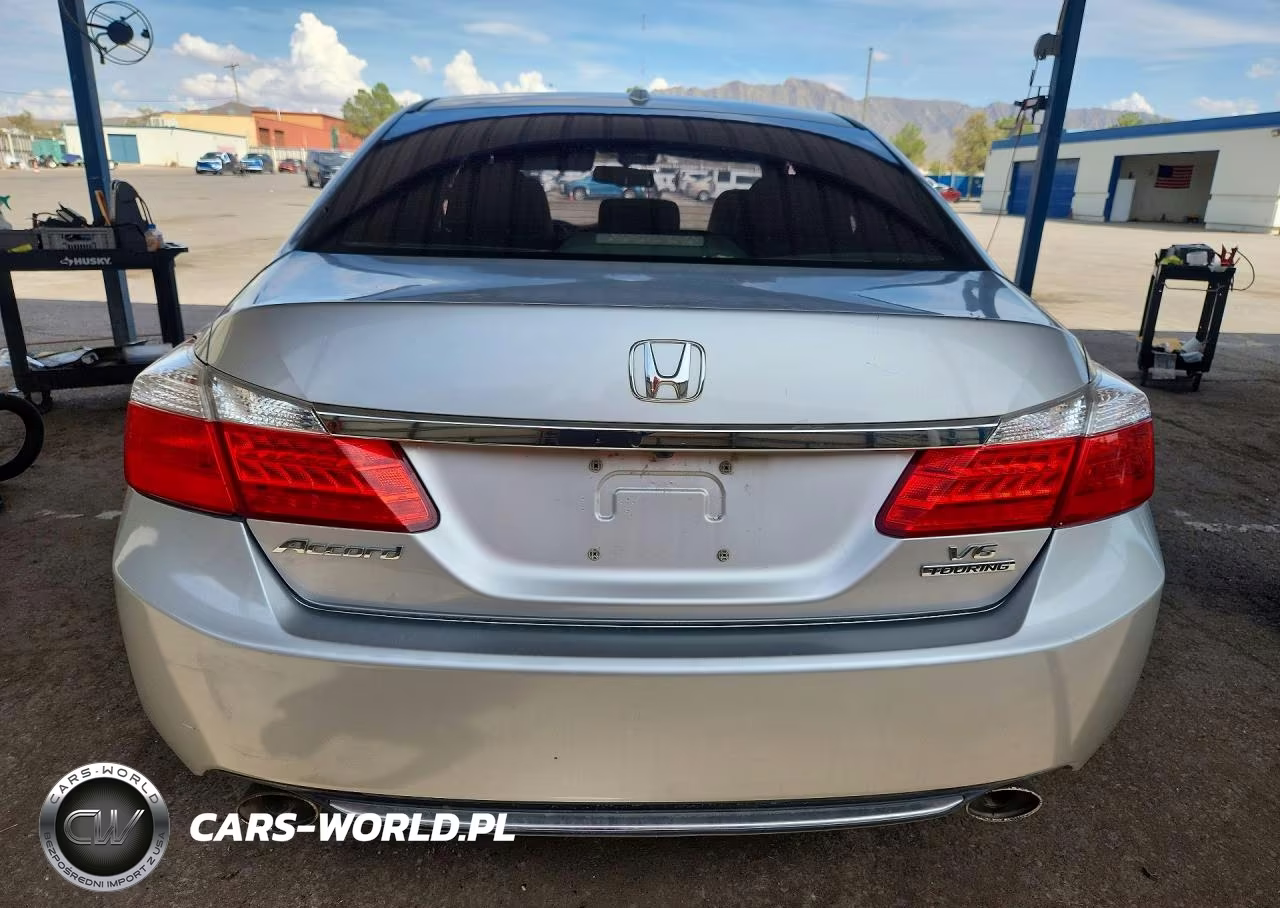 2013 Honda Accord Touring VIN:1HGCR3F92DA023579 - 6