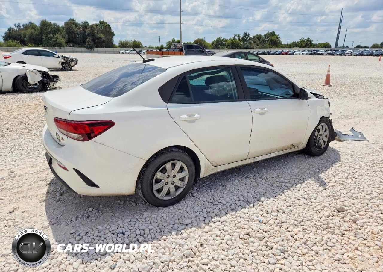 2021 Kia Rio S VIN:3KPA24AD8ME405558 - 3