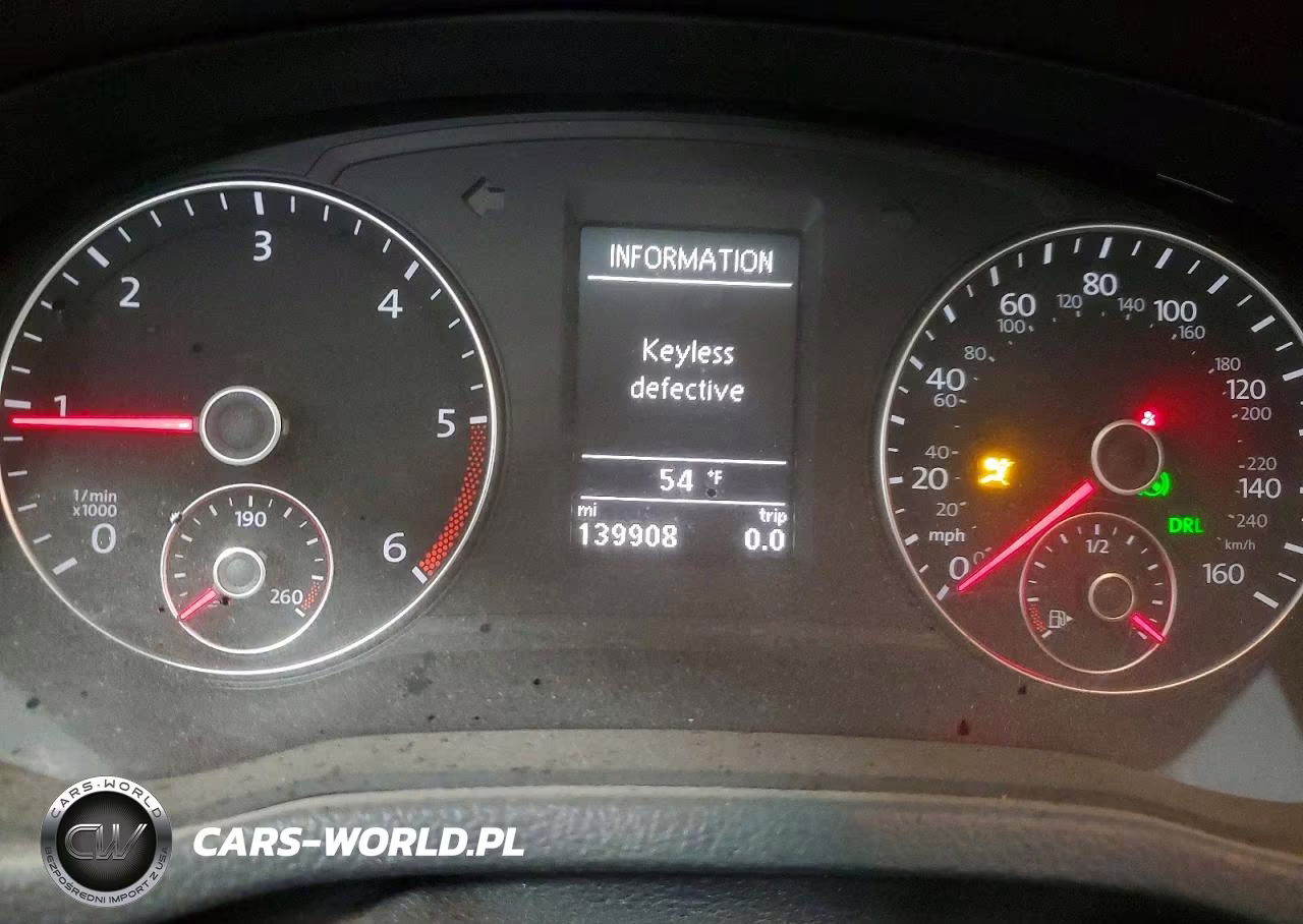 2013 Volkswagen Passat Sel VIN:1VWCN7A34DC106646 - 9