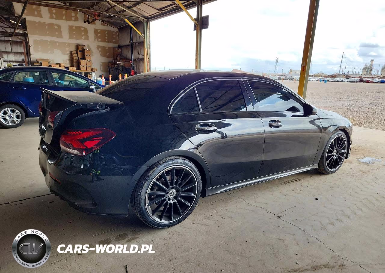 2019 Mercedes-Benz A 220 VIN:WDD3G4EB0KW027179 - 3