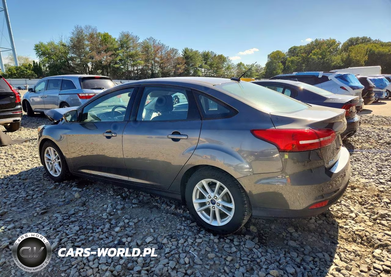 2015 Ford Focus Se VIN:1FADP3F22FL263207 - 2