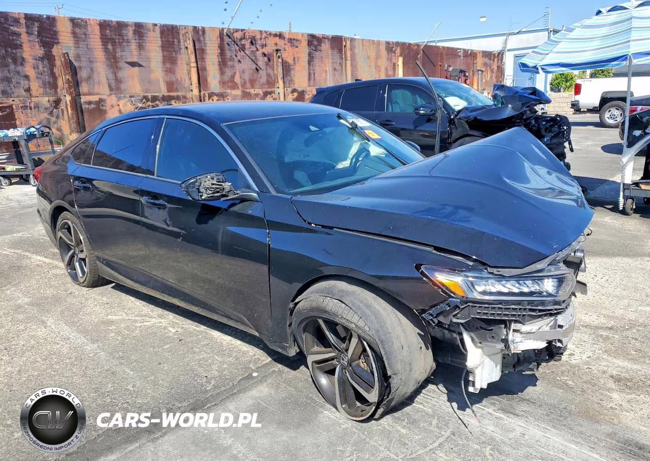 2018 Honda Accord Sport VIN:1HGCV1F35JA039198 - 4