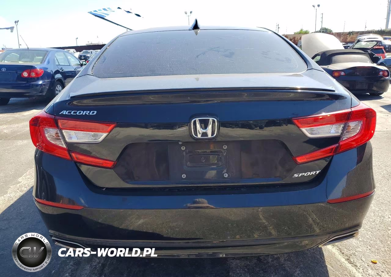 2018 Honda Accord Sport VIN:1HGCV1F35JA039198 - 6