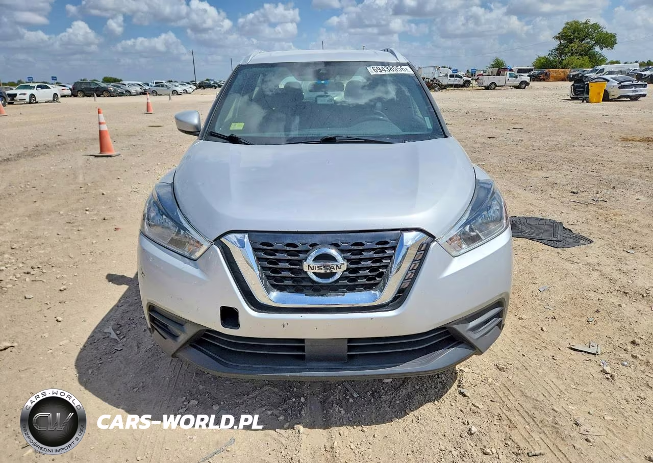 2020 Nissan Kicks Sv VIN:3N1CP5CV6LL516029 - 5