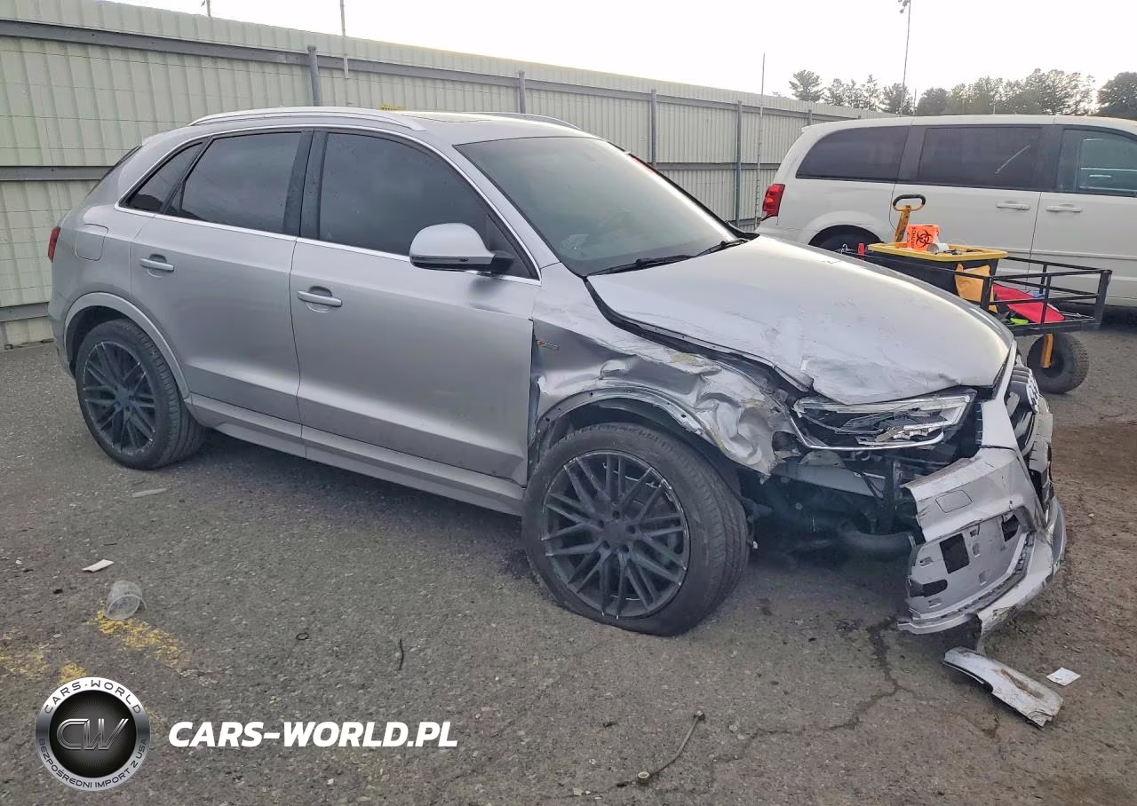 2016 Audi Q3 Prestige VIN:WA1GFCFS3GR019326 - 4