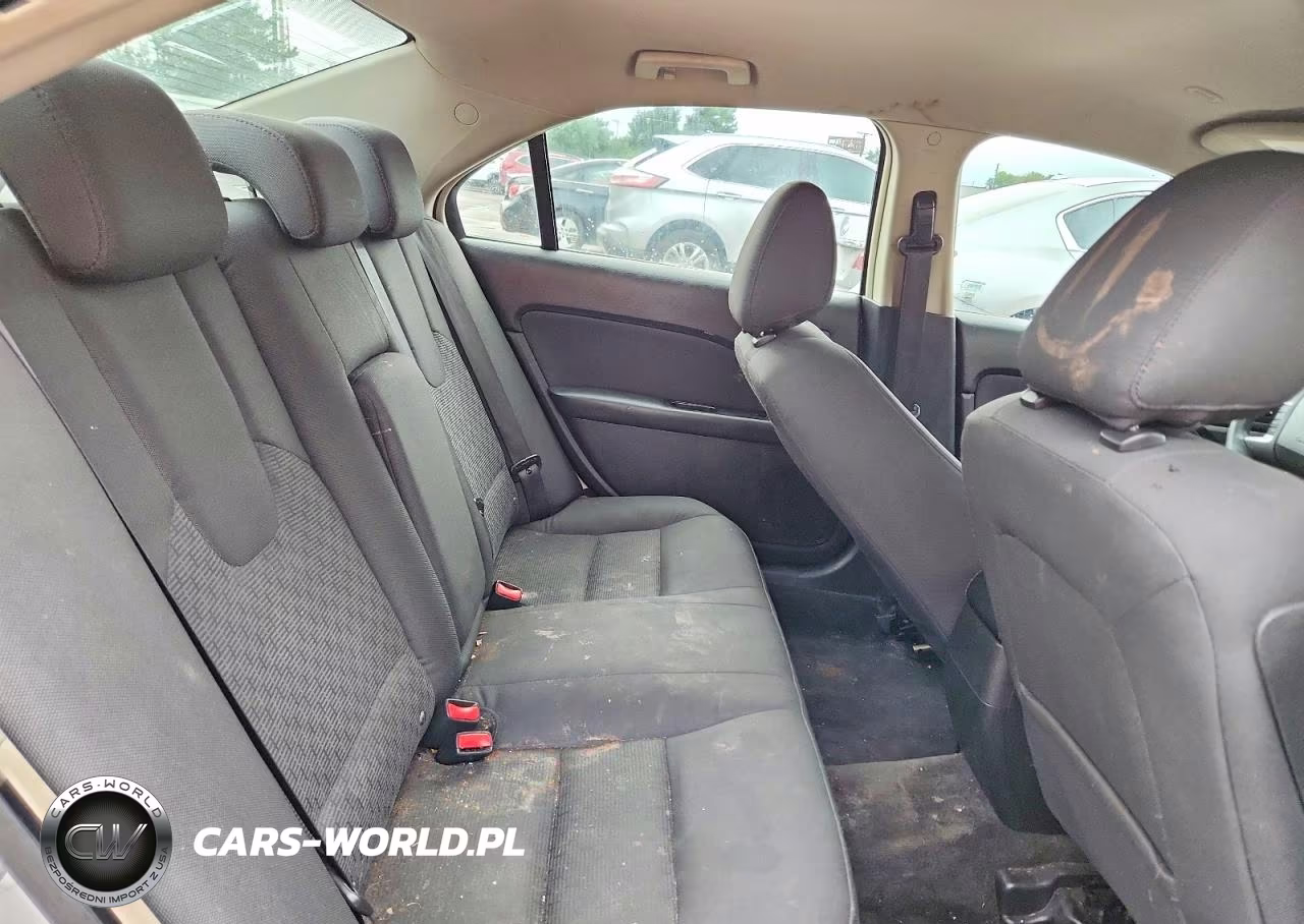 2010 Ford Fusion Se VIN:3FAHP0HA1AR273144 - 10