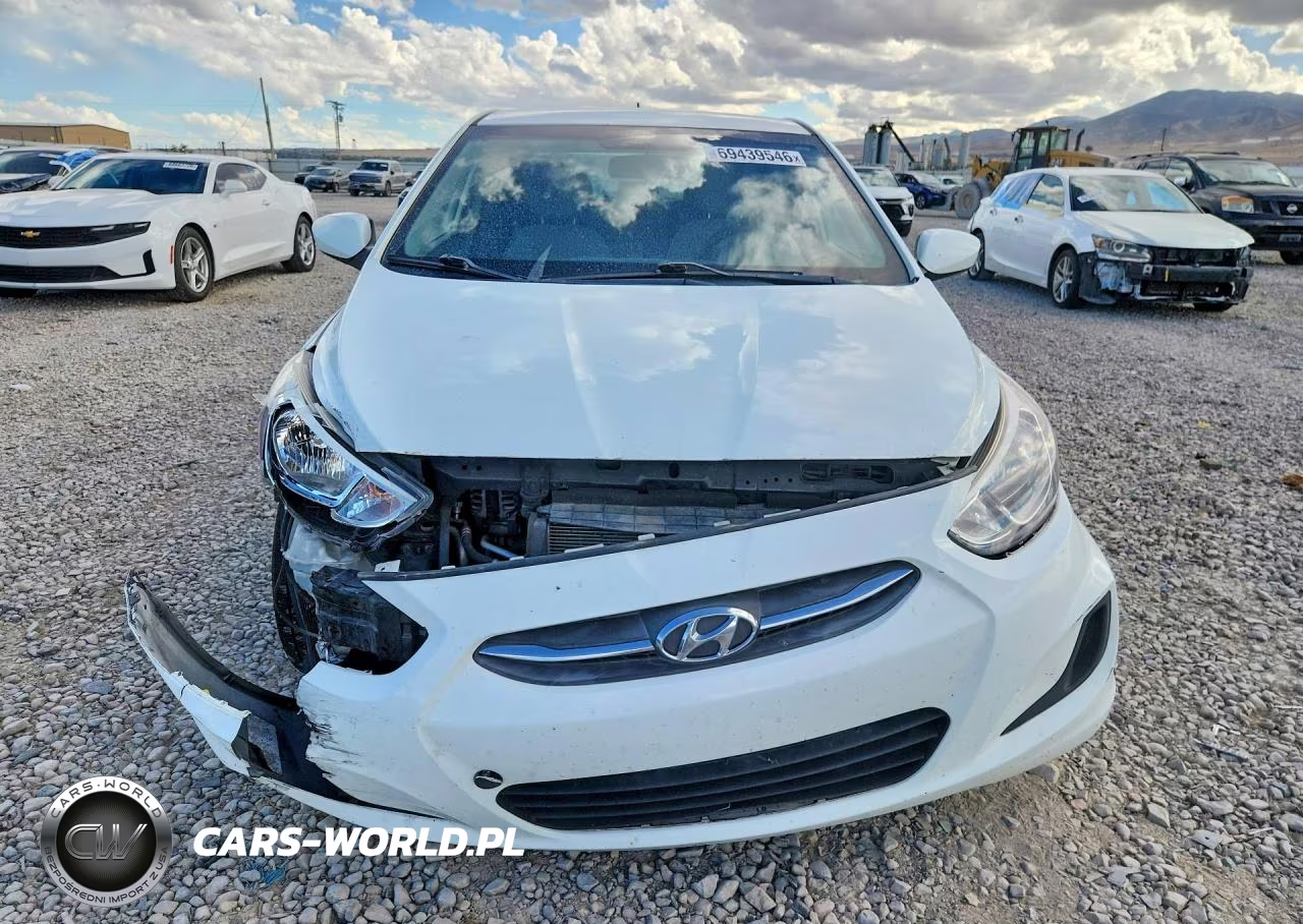 2015 Hyundai Accent Gls VIN:KMHCT4AE0FU922030 - 5