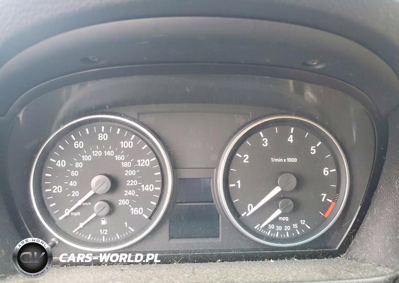 2007 BMW 328 I VIN:WBAVA375X7NL16618 - 9