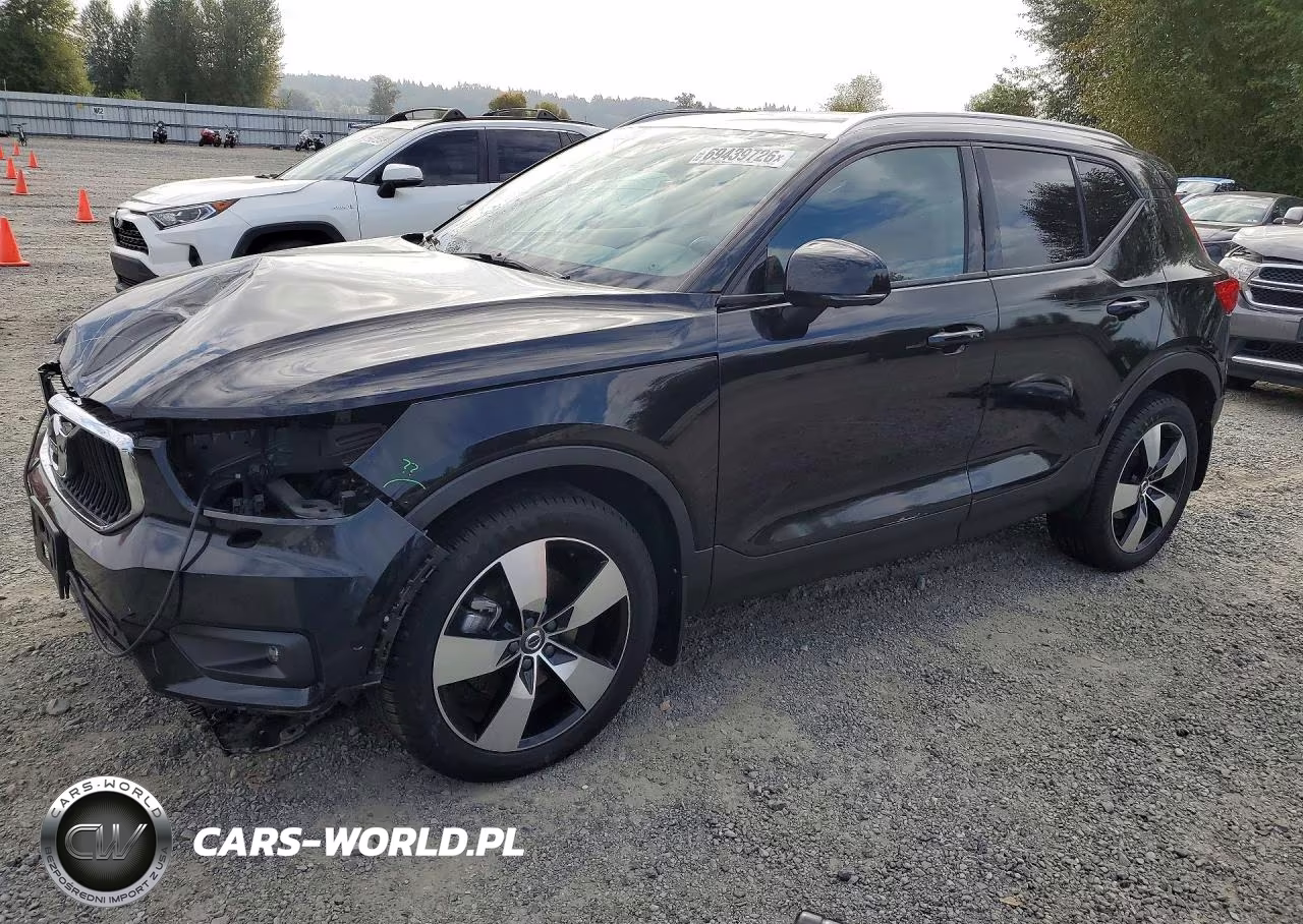 2019 Volvo Xc40 T5 Momentum VIN:YV4162XZ3K2000615 - 1