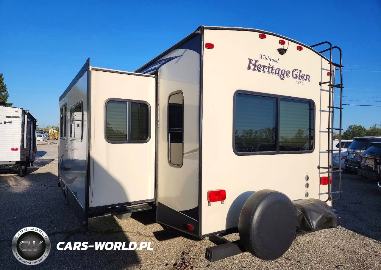 2018 Forest River Heritage Glen Camper VIN:4X4TWBC29JU014648 - 3