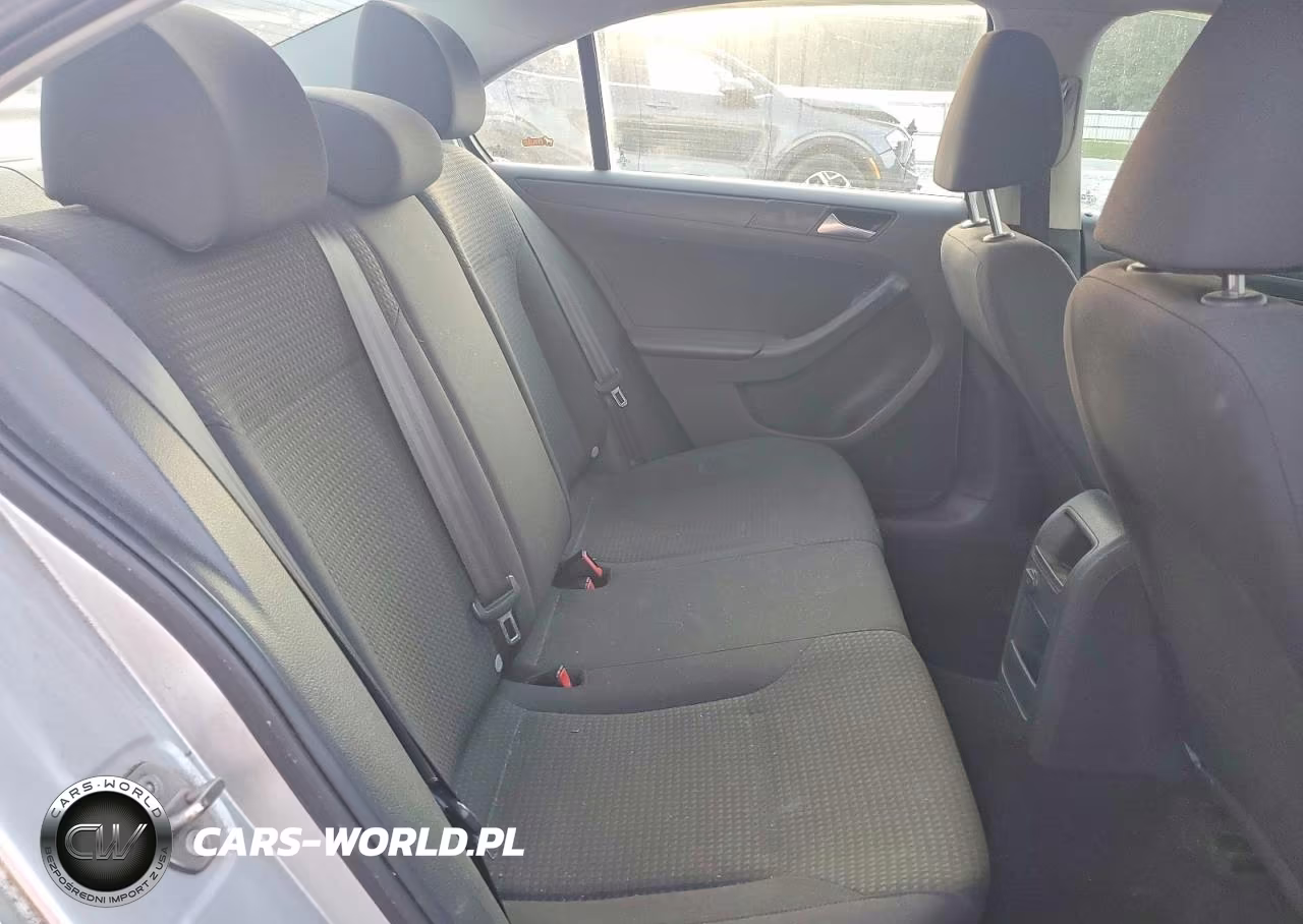 2016 Volkswagen Jetta S VIN:3VW167AJXGM328629 - 10