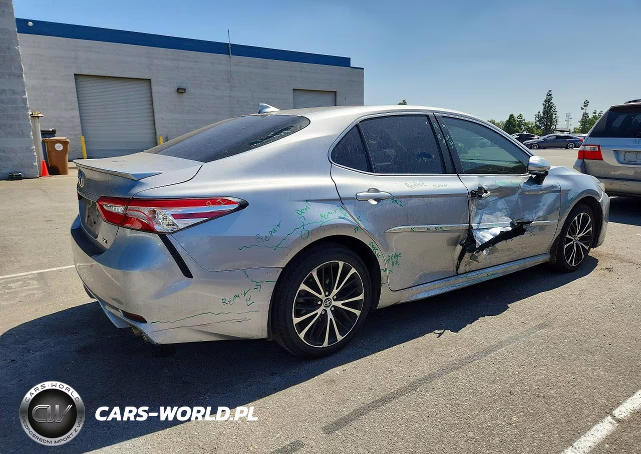 2020 Toyota Camry Se VIN:4T1M11AK7LU924447 - 3