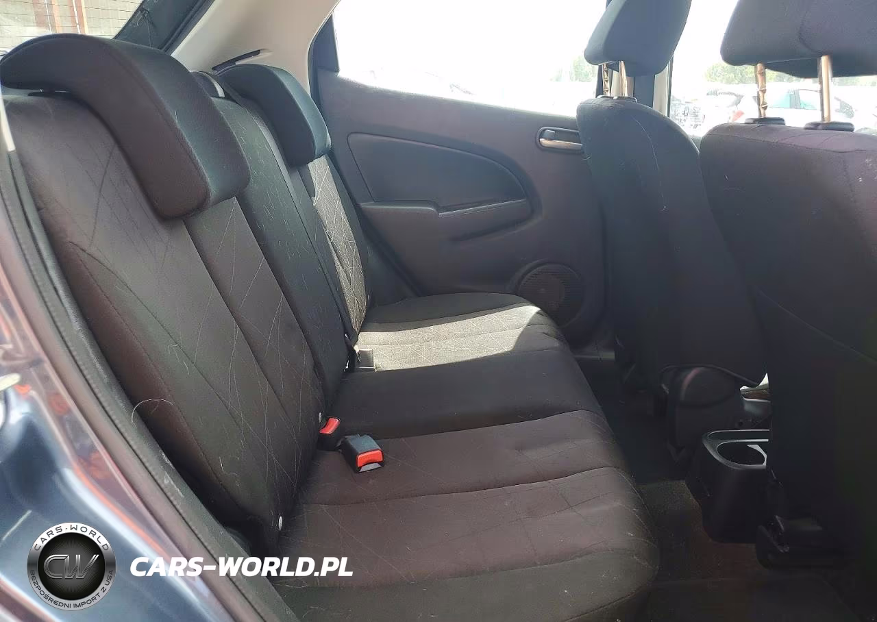2014 Mazda Mazda2 Sport VIN:JM1DE1KY9E0188410 - 11