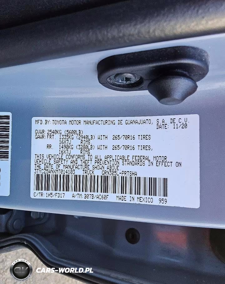 2021 Toyota Tacoma Trd Off-Road VIN:3TYCZ5ANXMT014103 - 12