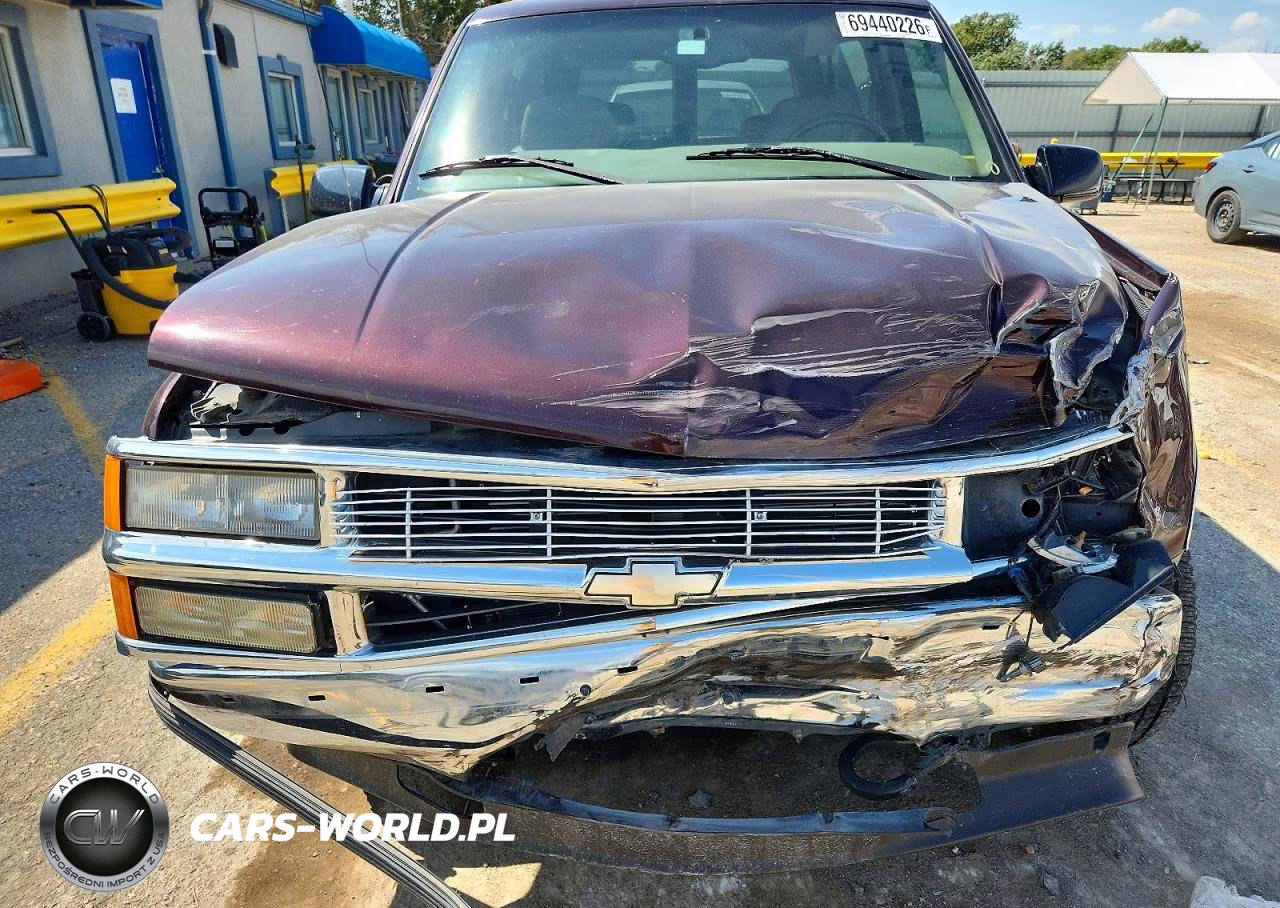 1997 Chevrolet Tahoe K1500 VIN:3GNEK18R7VG138864 - 11