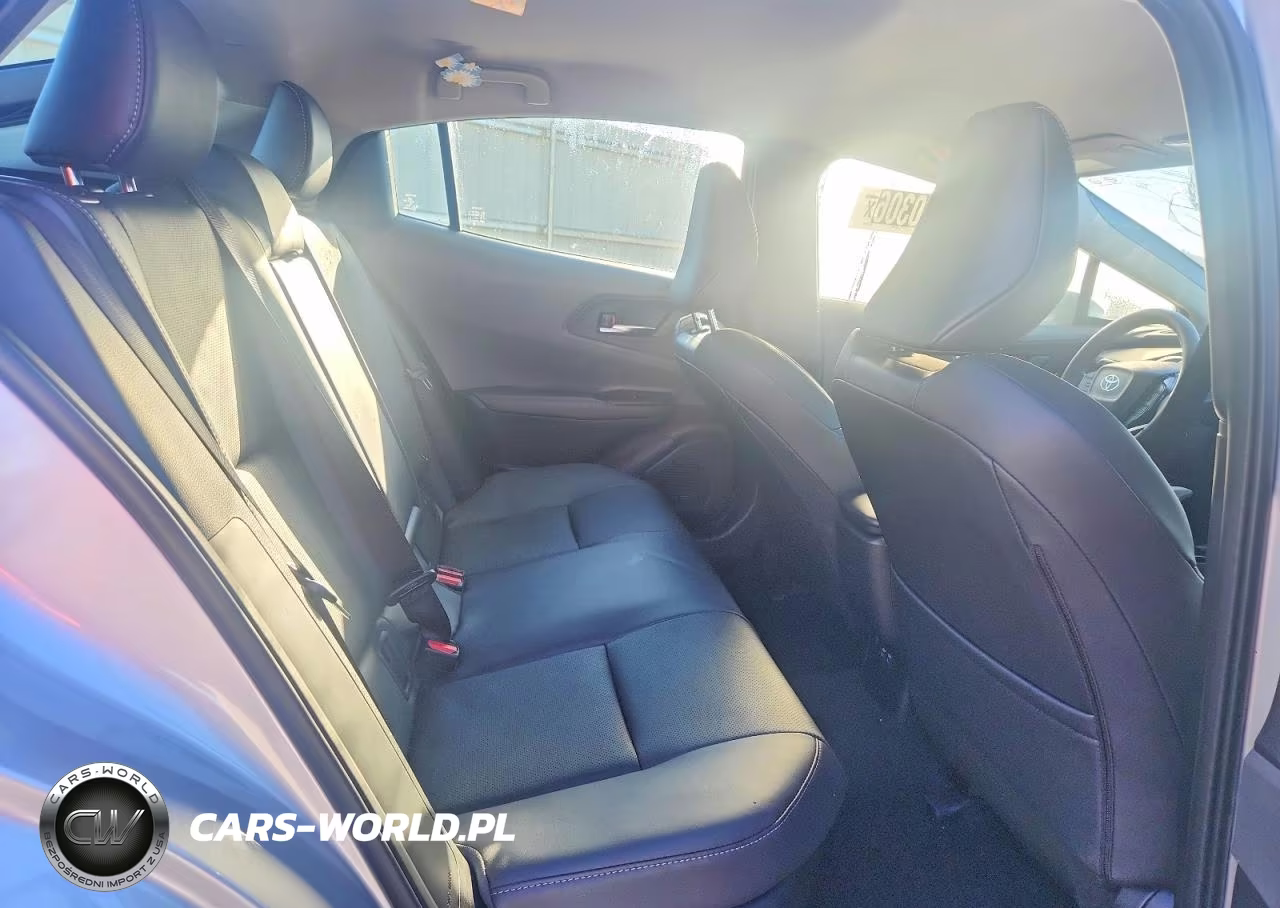2026 Toyota Prius Xle VIN:JTDACAAU6T3082077 - 10