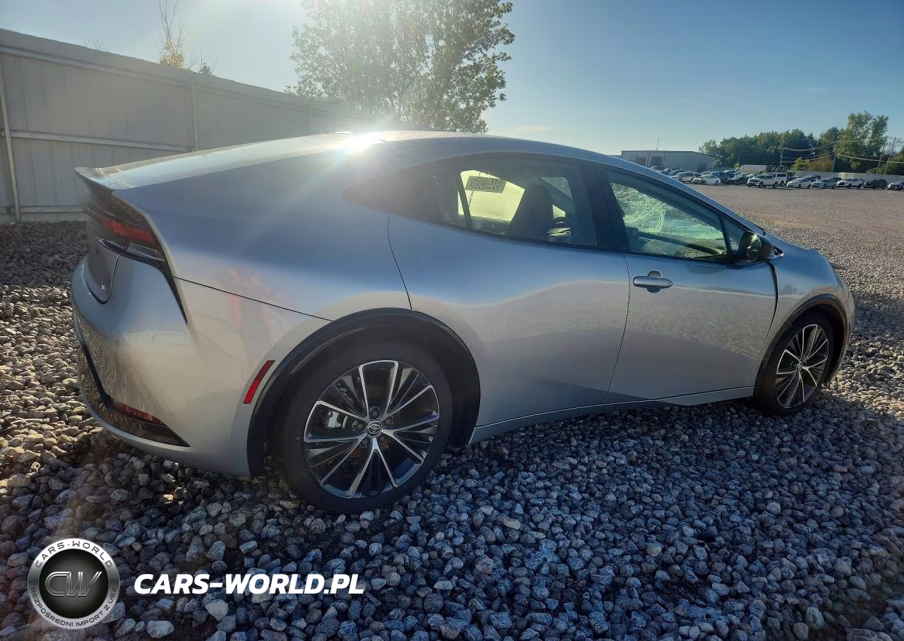 2026 Toyota Prius Xle VIN:JTDACAAU6T3082077 - 3