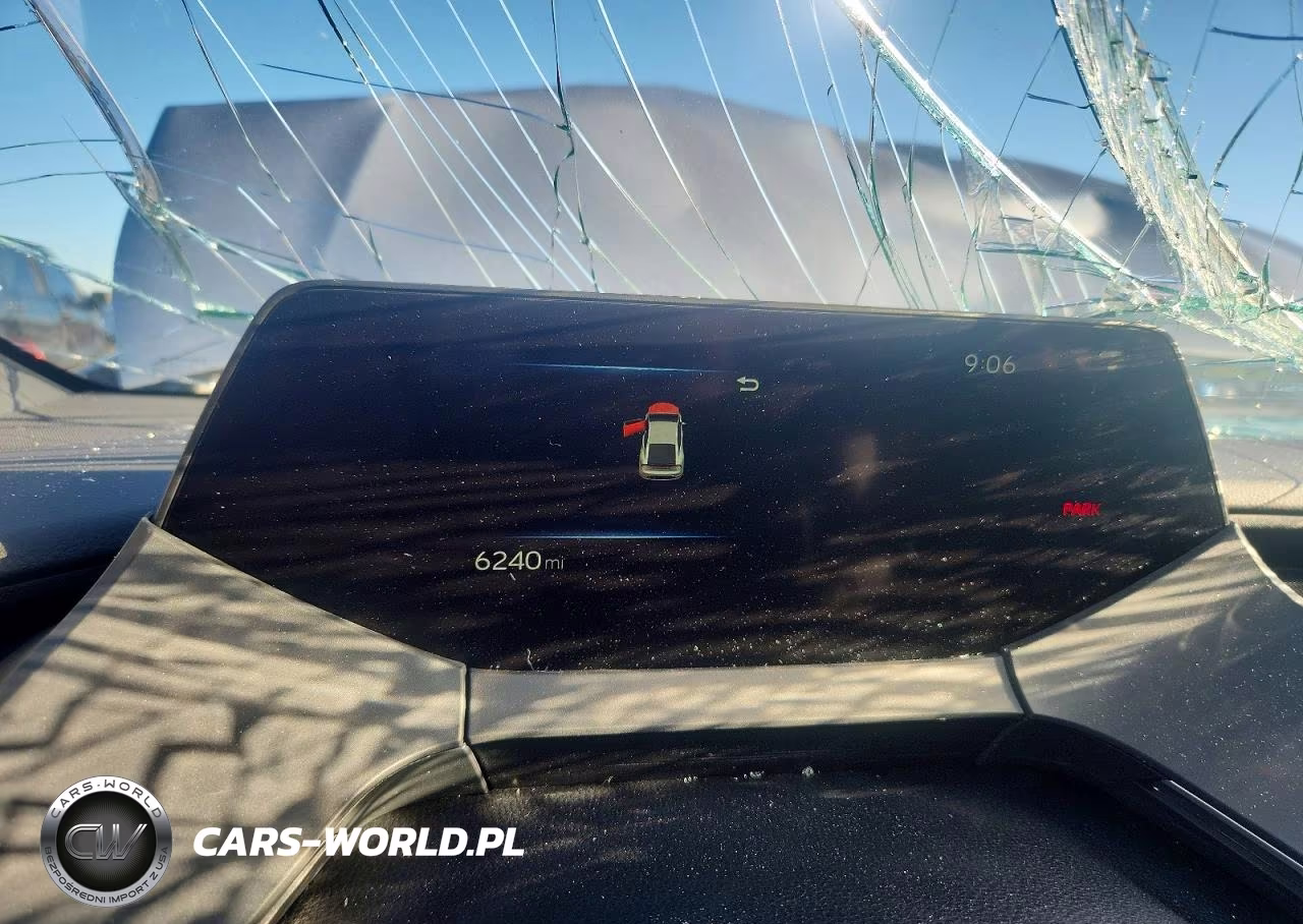2026 Toyota Prius Xle VIN:JTDACAAU6T3082077 - 9