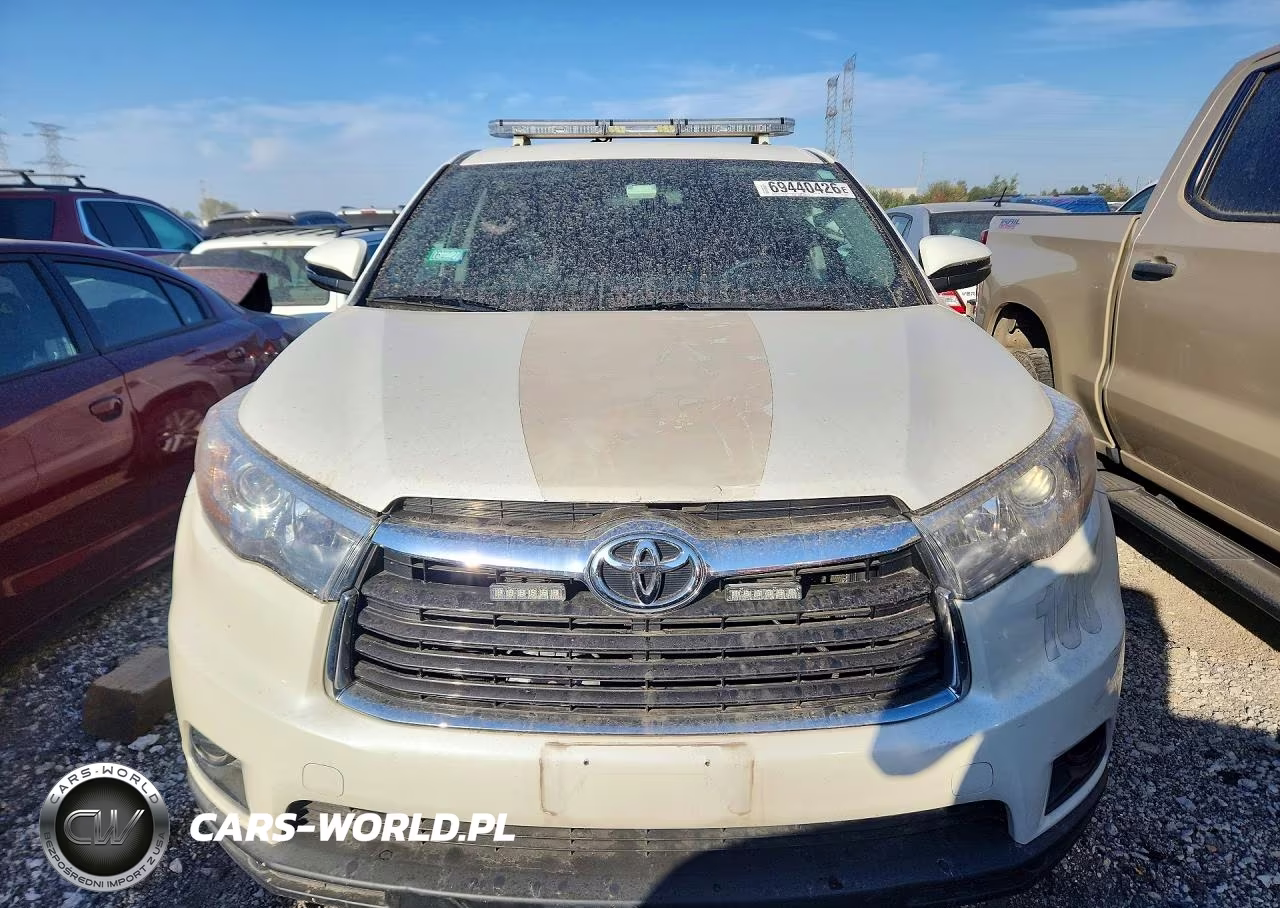 2016 Toyota Highlander Le VIN:5TDBKRFH6GS280079 - 5