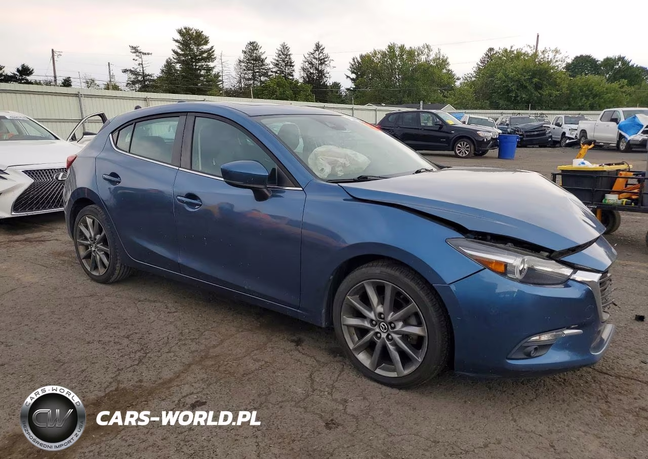 2018 Mazda 3 Grand Touring VIN:3MZBN1M30JM265324 - 4