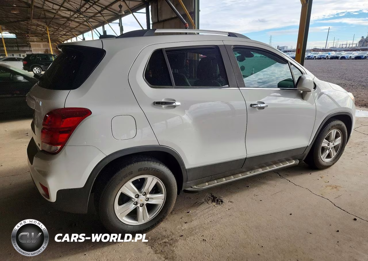 2018 Chevrolet Trax 1Lt VIN:KL7CJLSB2JB603772 - 3