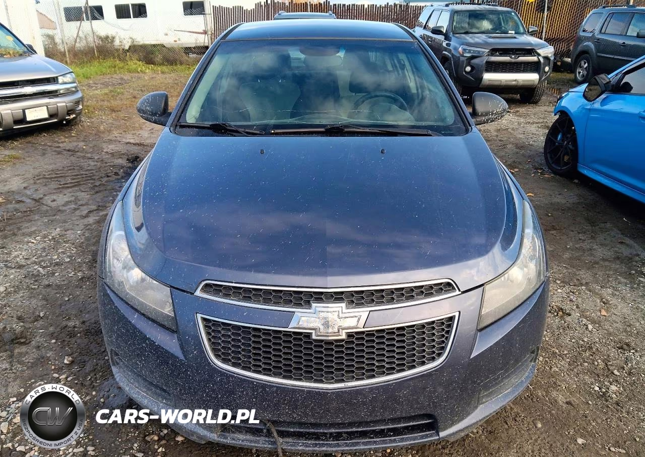 2014 Chevrolet Cruze Ls VIN:1G1PA5SH9E7146156 - 5