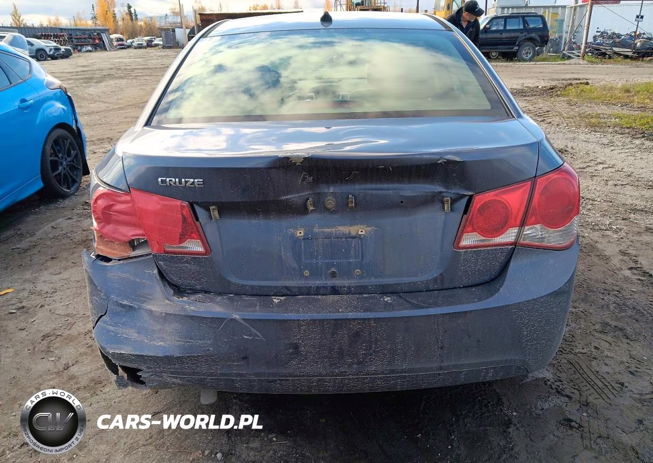 2014 Chevrolet Cruze Ls VIN:1G1PA5SH9E7146156 - 6