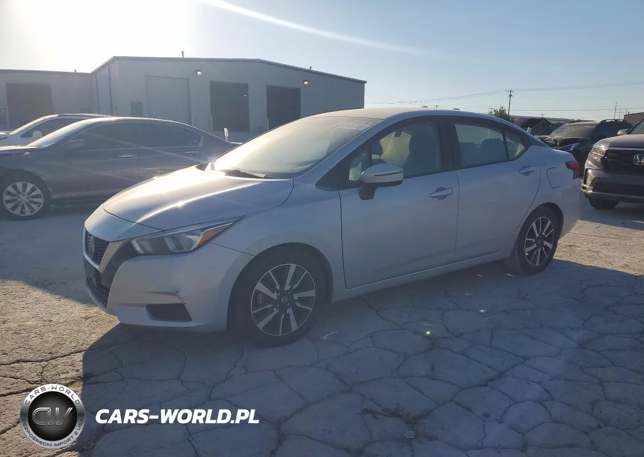 2020 Nissan Versa Sv