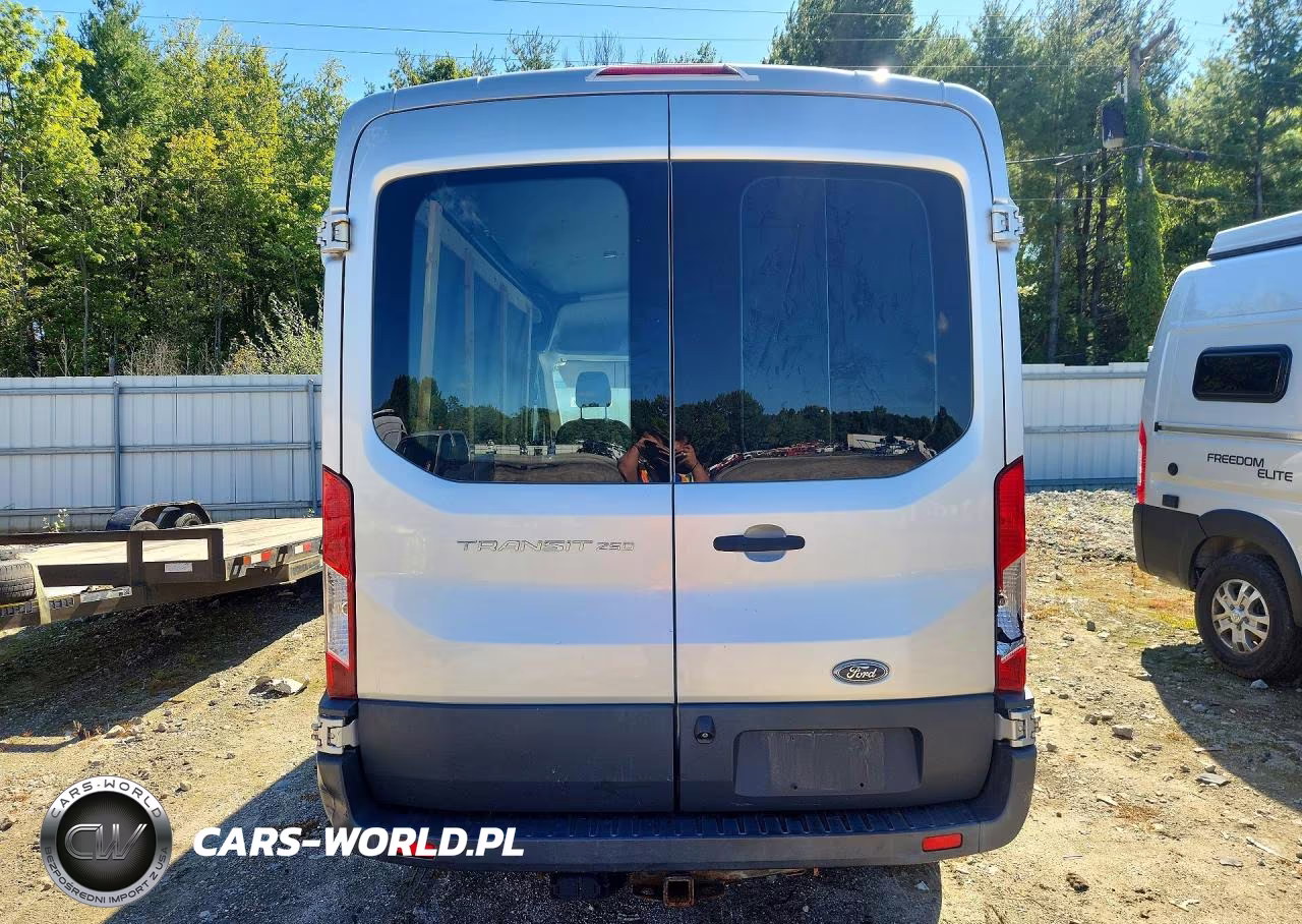 2016 Ford Transit T-250 VIN:1FTYR1CMXGKA27699 - 6