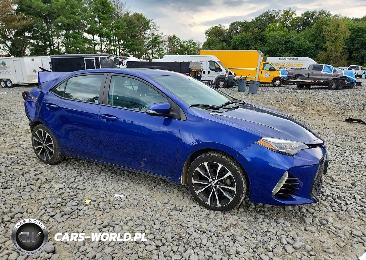 2017 Toyota Corolla Se VIN:2T1BURHE6HC930889 - 4