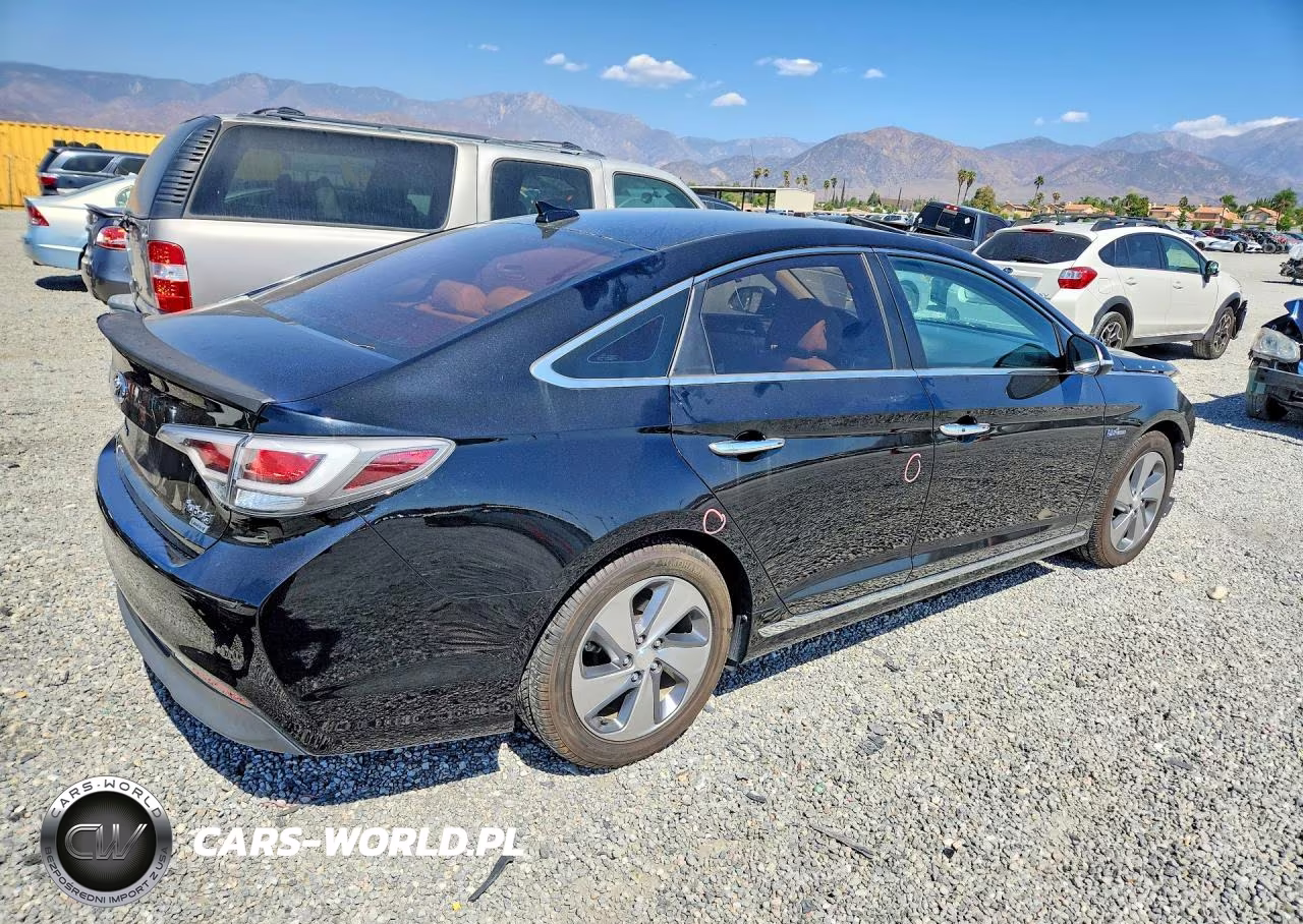2016 Hyundai Sonata Hybrid Limited VIN:KMHE34L12GA025779 - 3