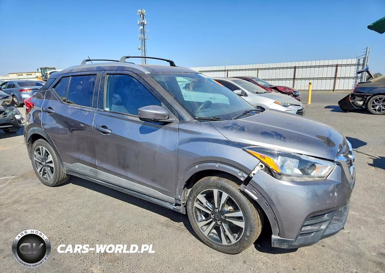 2019 Nissan Kicks Sv VIN:3N1CP5CU3KL520285 - 4