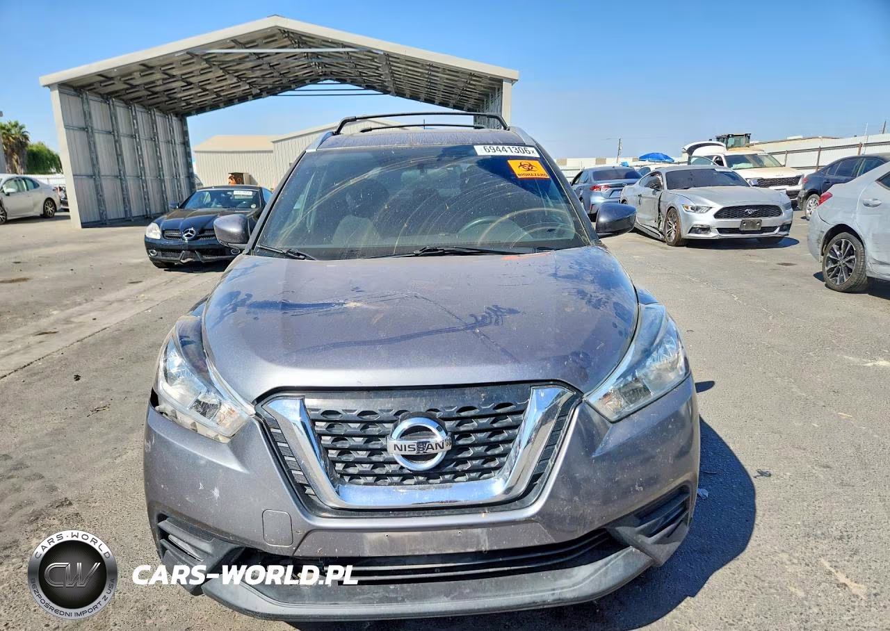 2019 Nissan Kicks Sv VIN:3N1CP5CU3KL520285 - 5