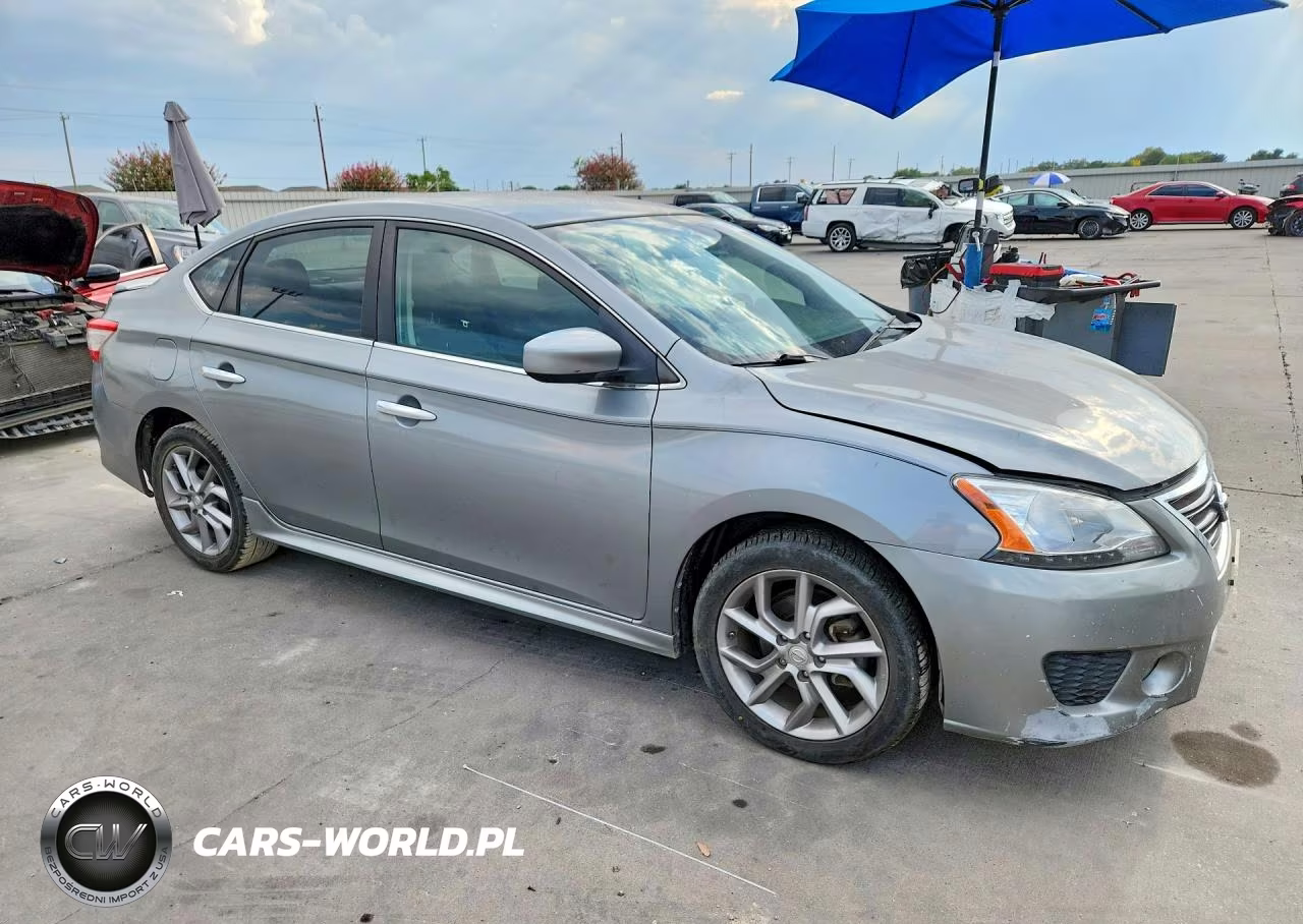 2014 Nissan Sentra Sr VIN:3N1AB7AP1EY293104 - 4