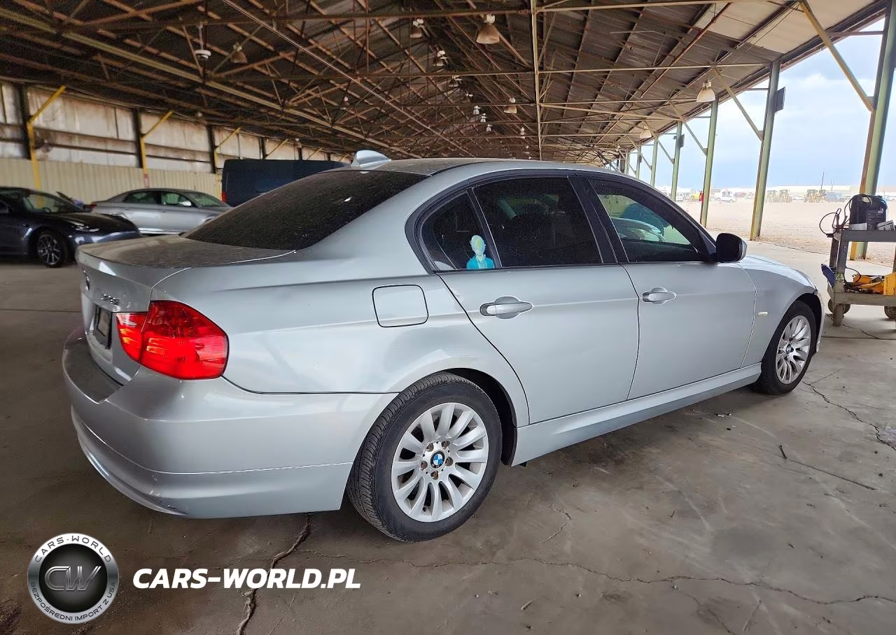 2009 BMW 328 I VIN:WBAPH735X9E128587 - 3