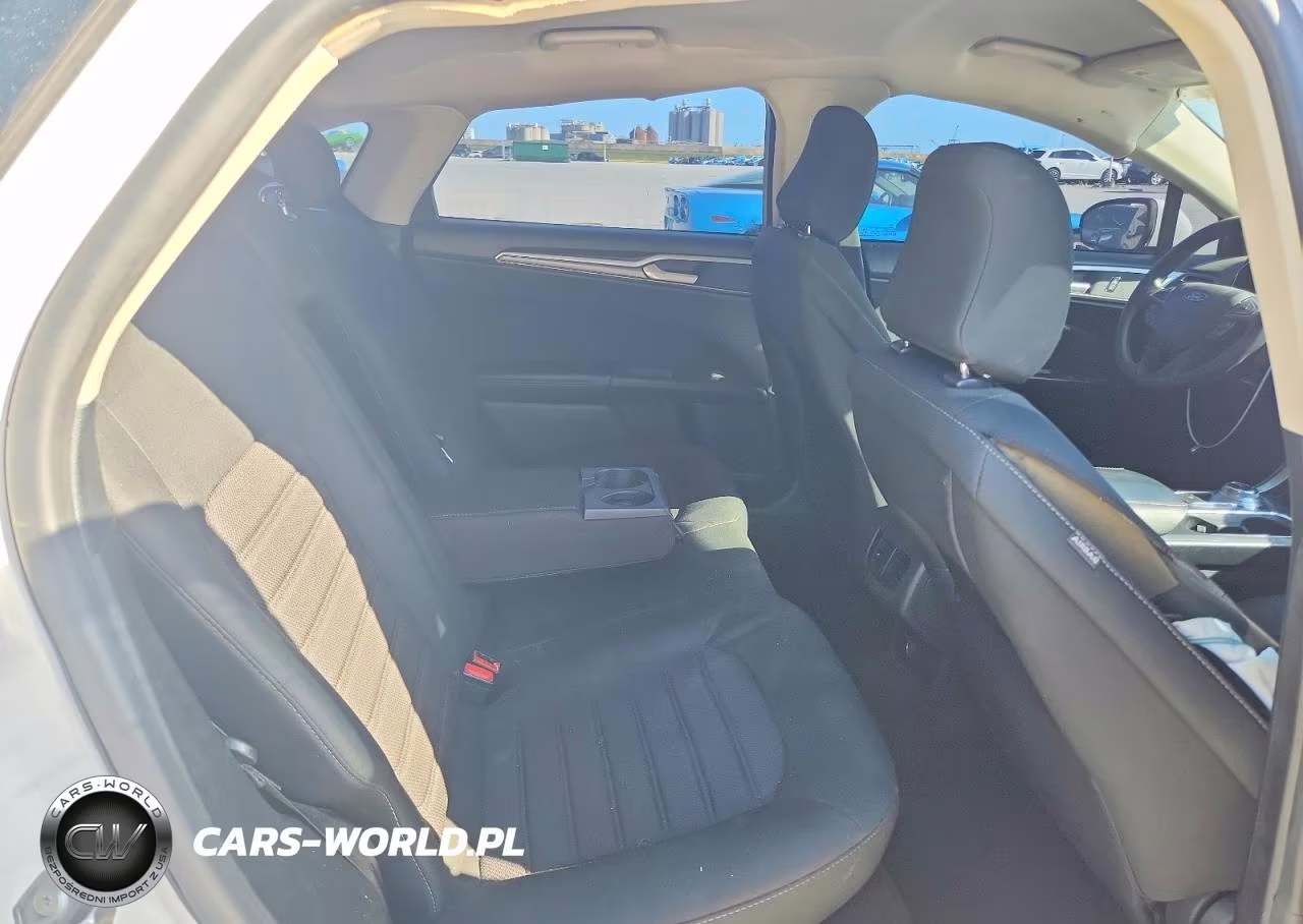 2020 Ford Fusion Se VIN:3FA6P0H75LR128980 - 10