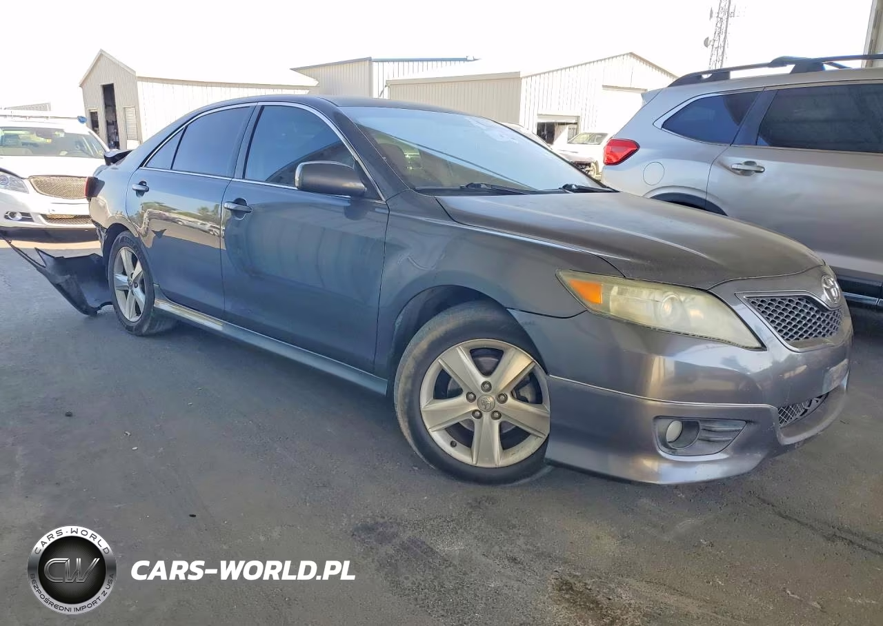 2010 Toyota Camry Se VIN:4T1BF3EK4AU110199 - 4