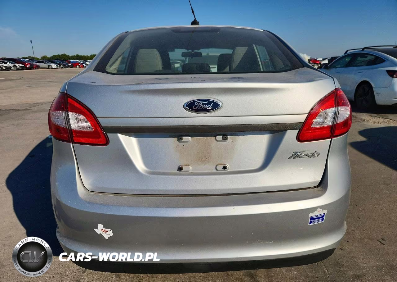 2013 Ford Fiesta S VIN:3FADP4AJ6DM159268 - 6