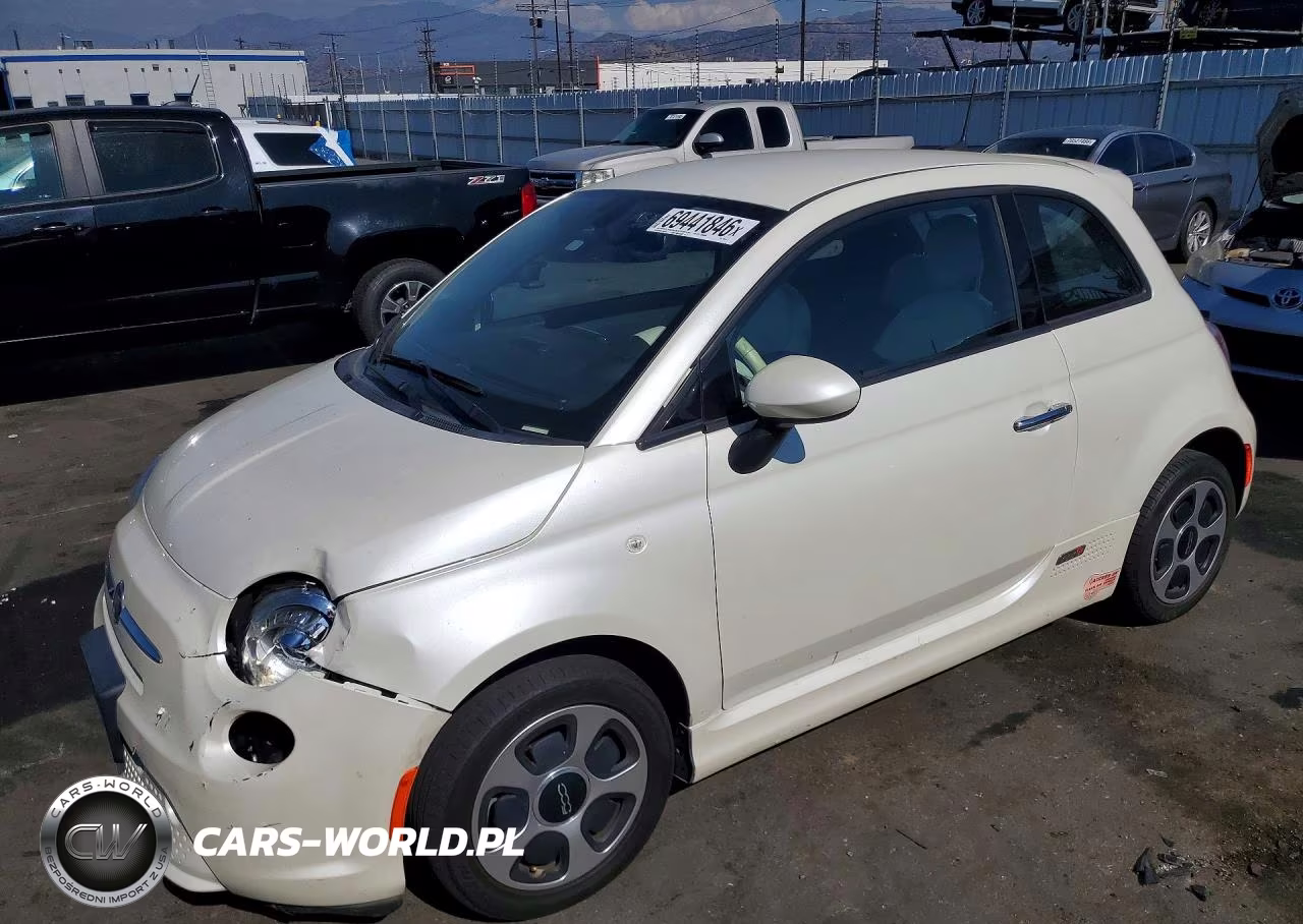 2019 Fiat 500 Electric VIN:3C3CFFGE5KT686322 - 1