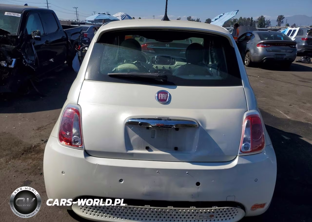 2019 Fiat 500 Electric VIN:3C3CFFGE5KT686322 - 6