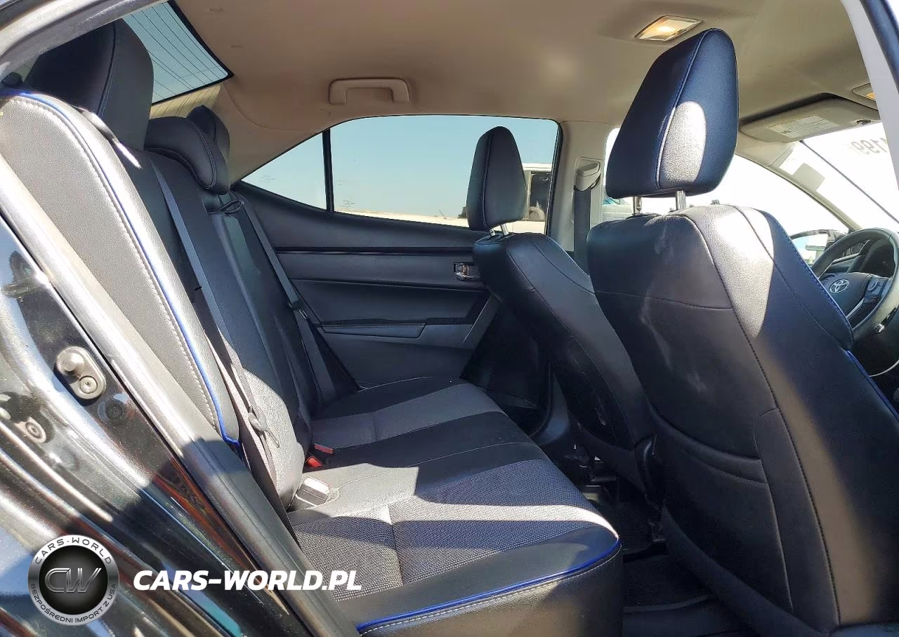 2018 Toyota Corolla Se VIN:2T1BURHEXJC084840 - 10