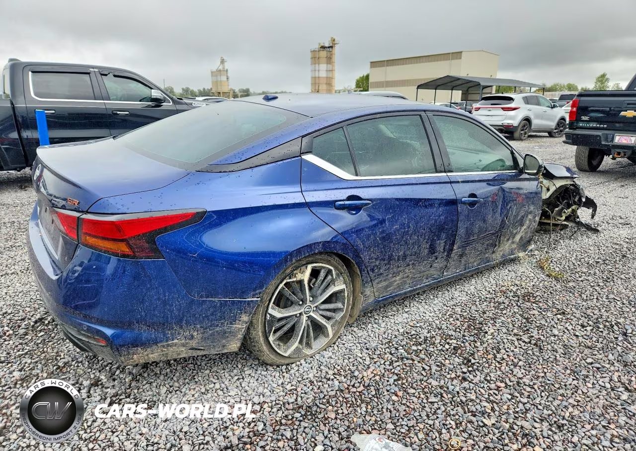 2024 Nissan Altima Sr VIN:1N4BL4CVXRN352569 - 3
